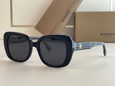 Burberry Sunglasses 728